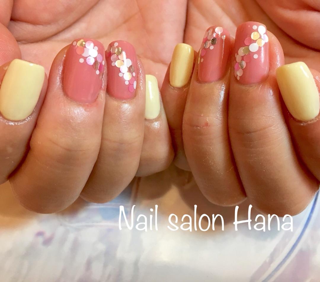 ピンク イエロー ホログラムネイル Nail Salon Hana